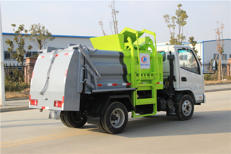 �P�R�{�� 3���͏N����܇