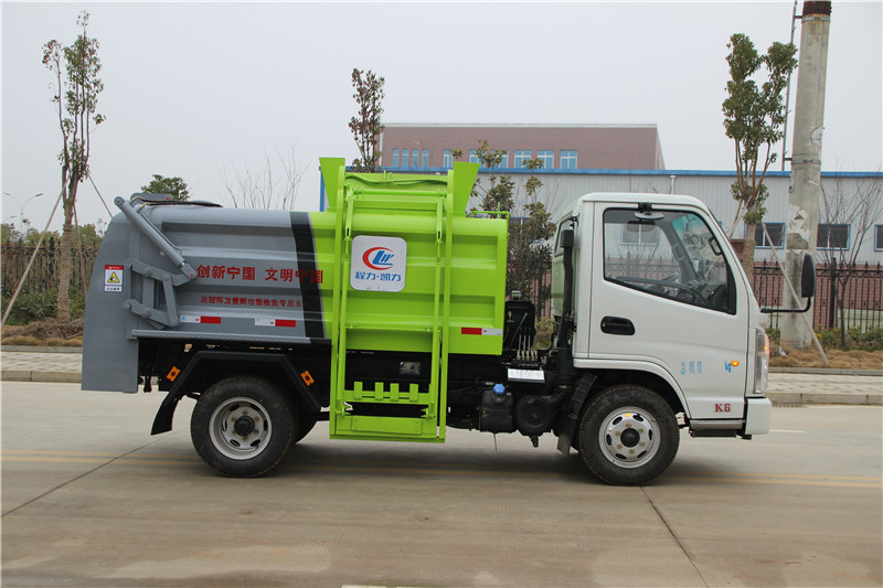 �P�R�{�� 3���͏N����܇